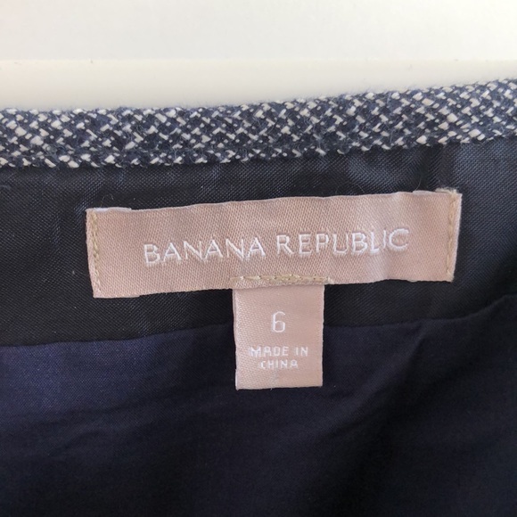 Beautiful textured Banana Republic skirt - Picture 2 of 7